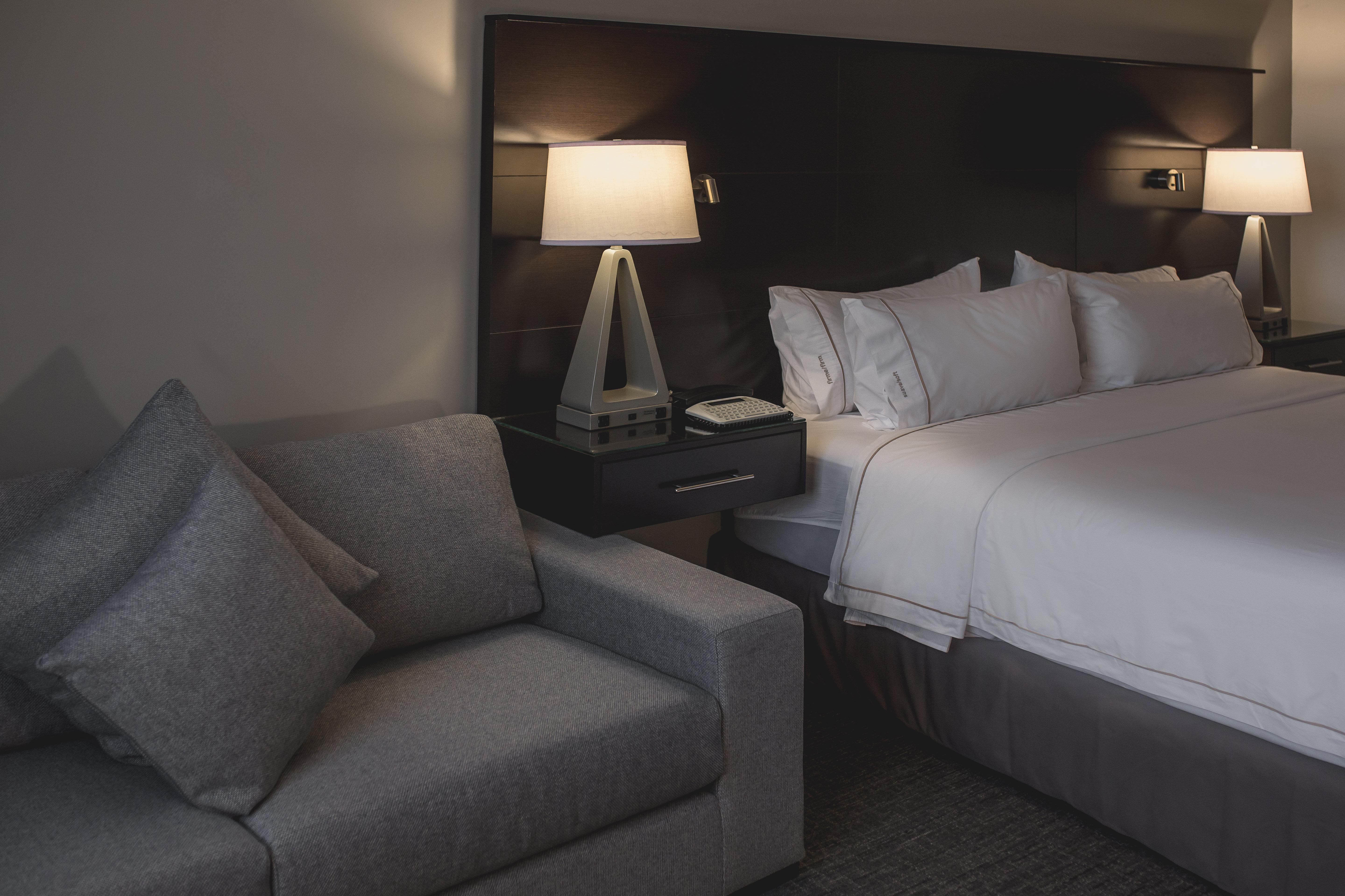 Holiday Inn Express & Suites Silao Aeropuerto Terminal By Ihg Exterior photo