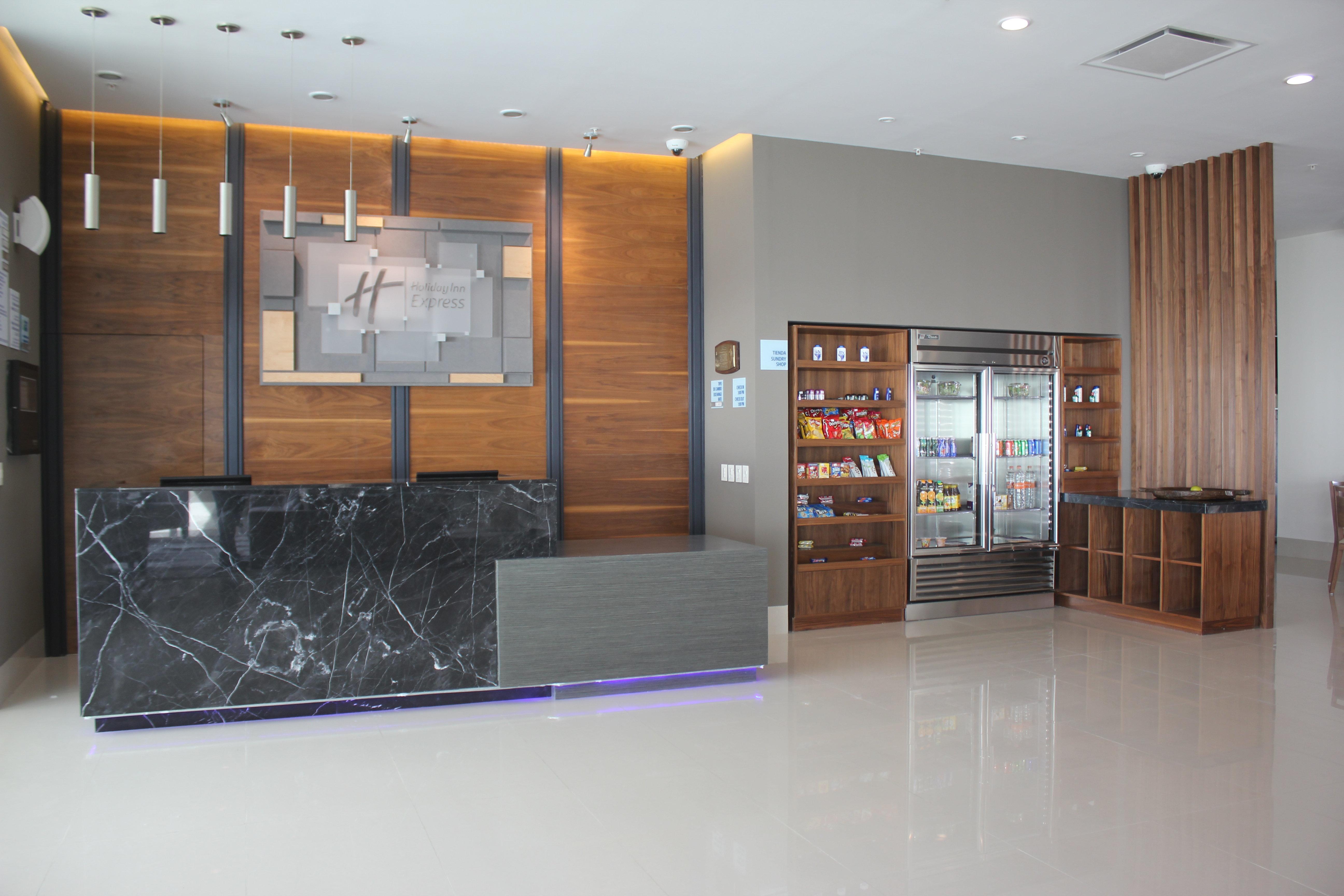 Holiday Inn Express & Suites Silao Aeropuerto Terminal By Ihg Exterior photo