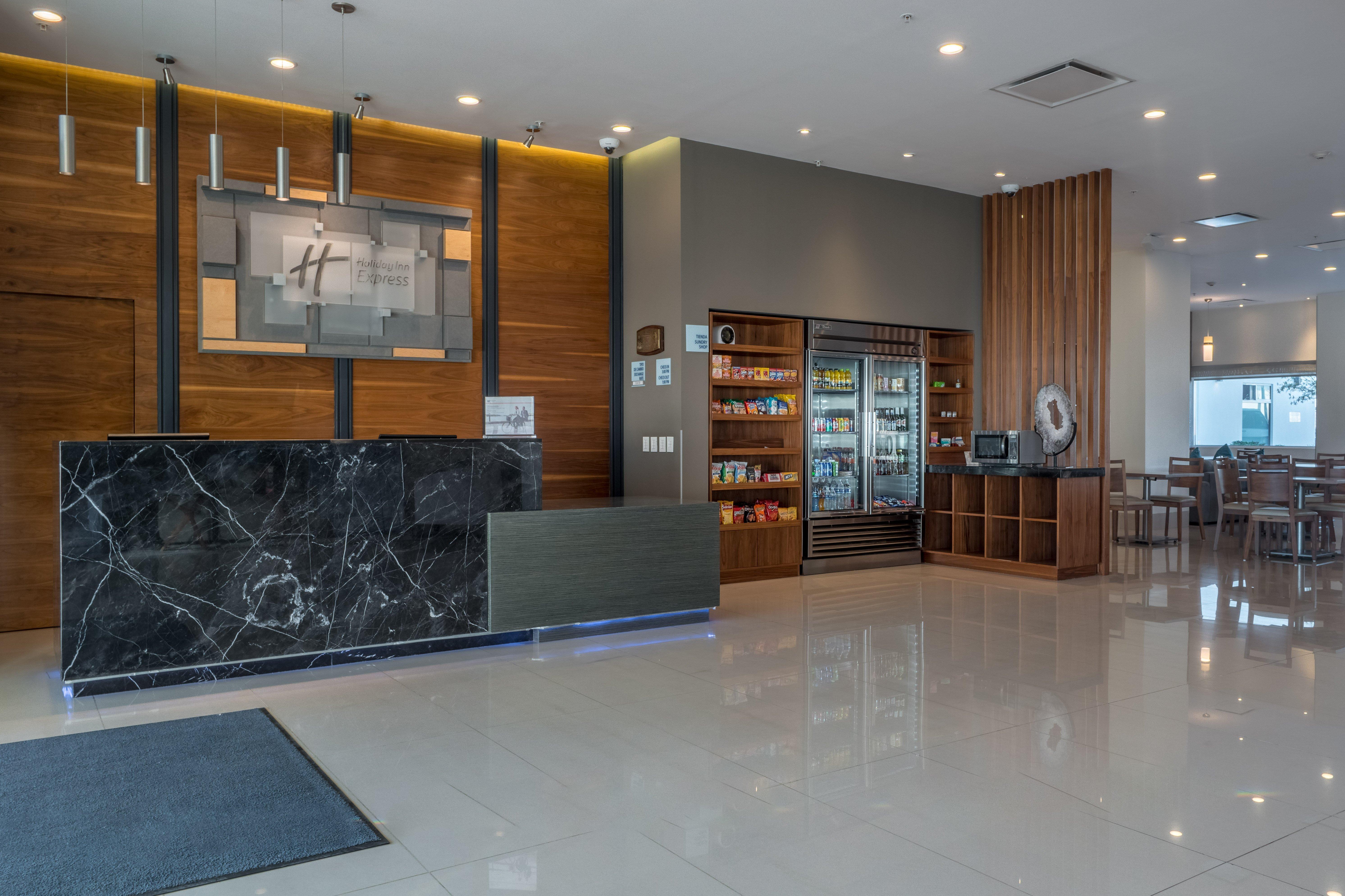 Holiday Inn Express & Suites Silao Aeropuerto Terminal By Ihg Exterior photo