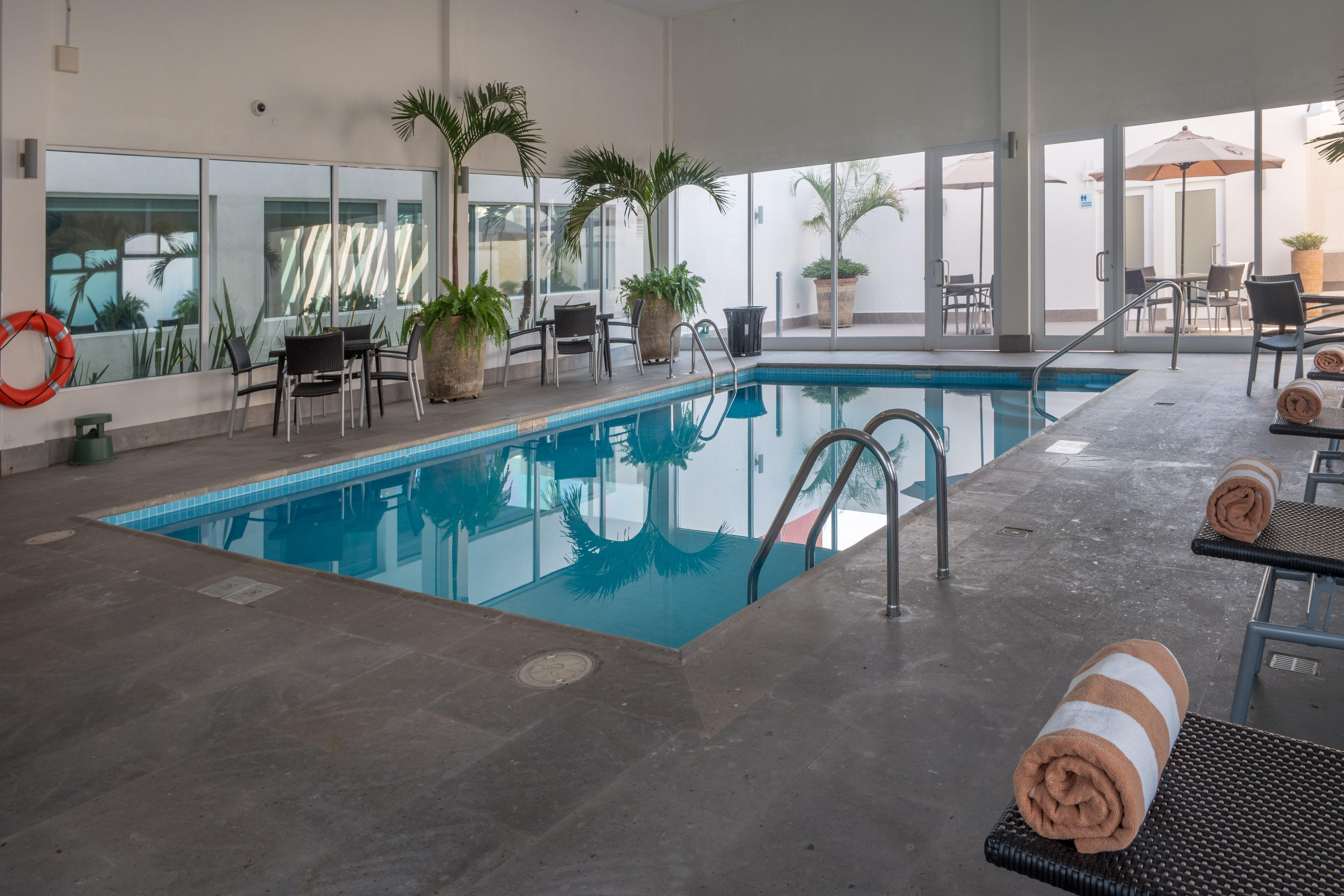 Holiday Inn Express & Suites Silao Aeropuerto Terminal By Ihg Exterior photo