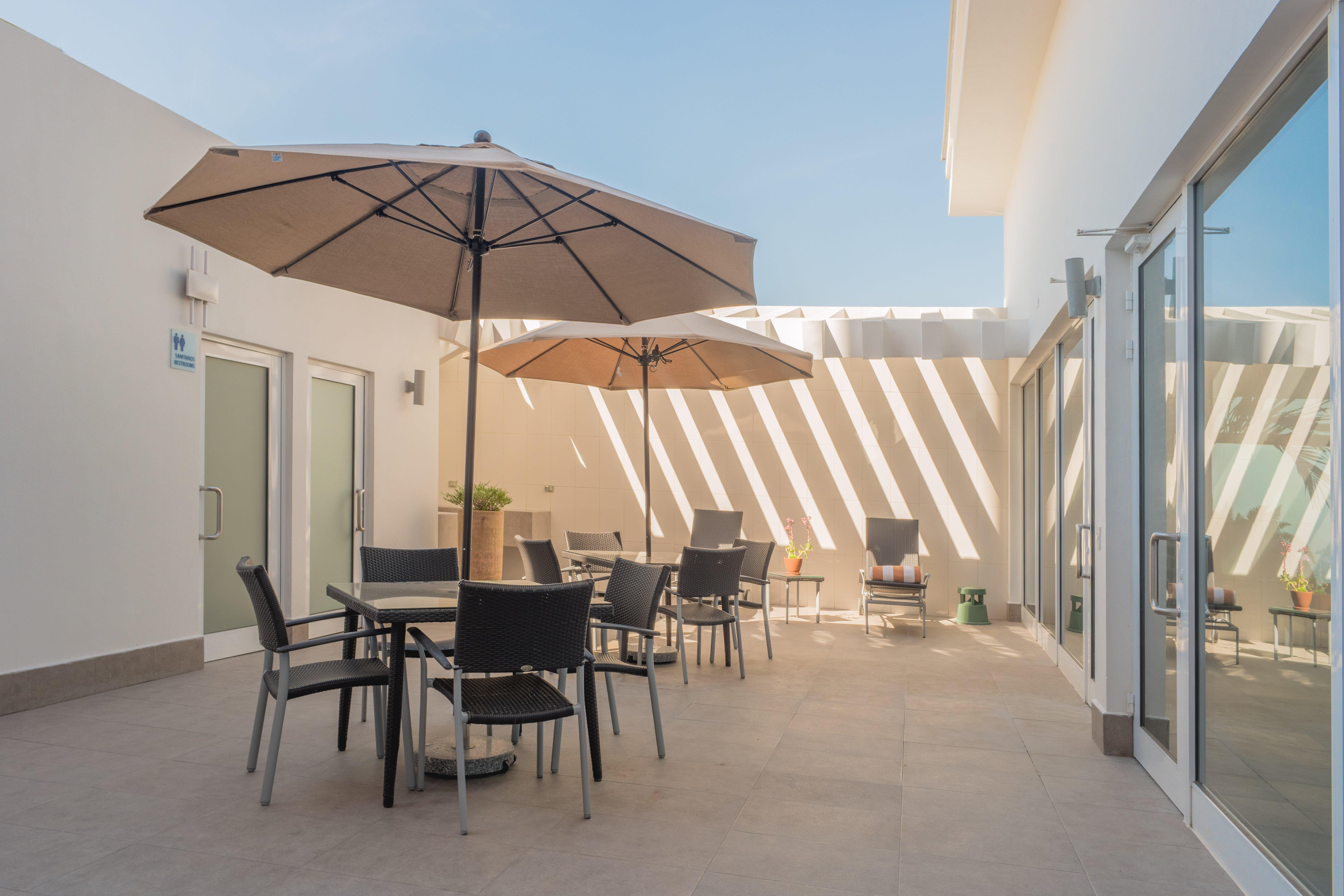 Holiday Inn Express & Suites Silao Aeropuerto Terminal By Ihg Exterior photo